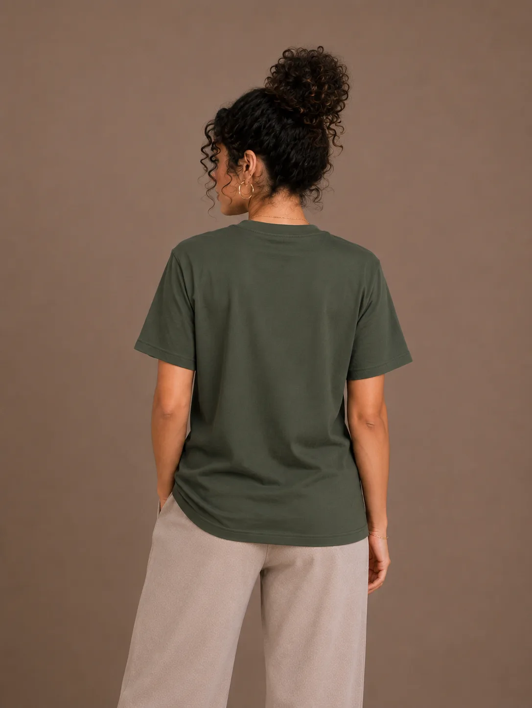 Moroccan Tee · Olive · achterkant