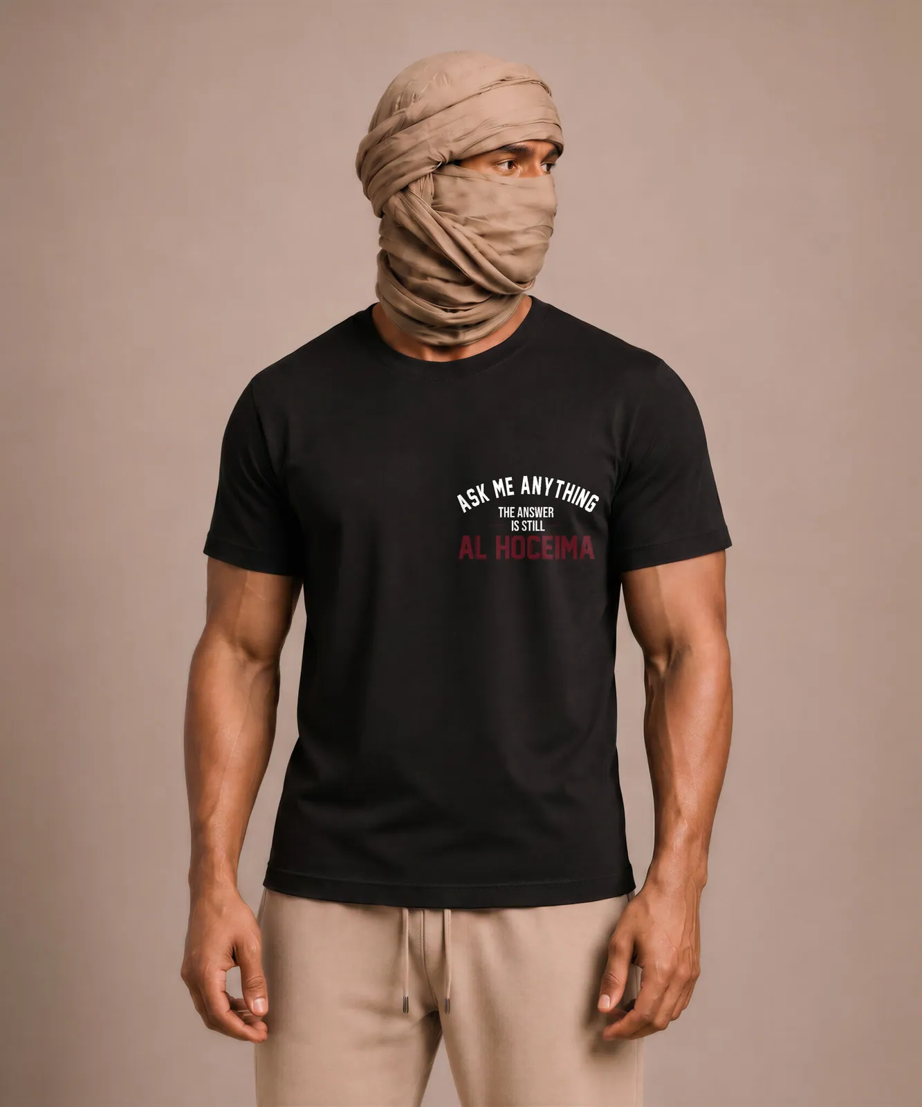 Ask Anything tee · Zwart · voorkant